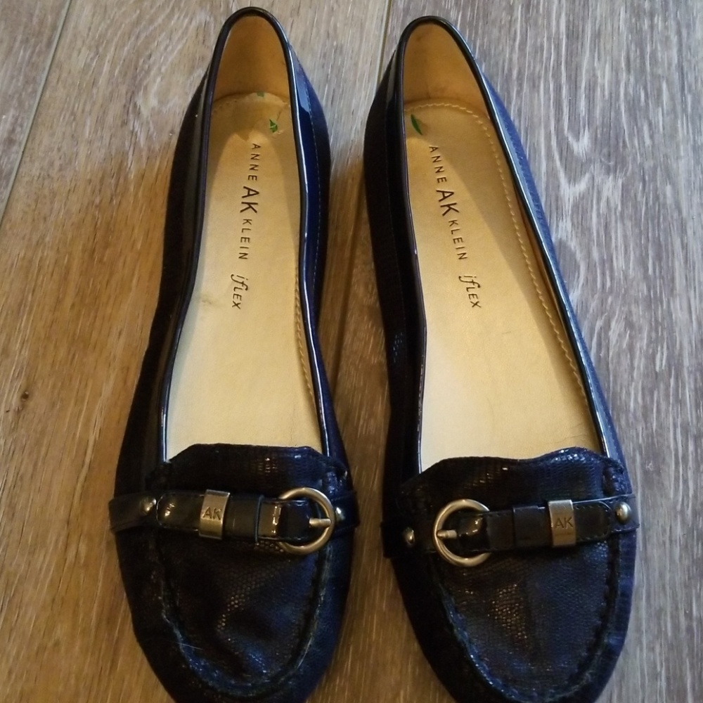 EUC Anne Klein flats